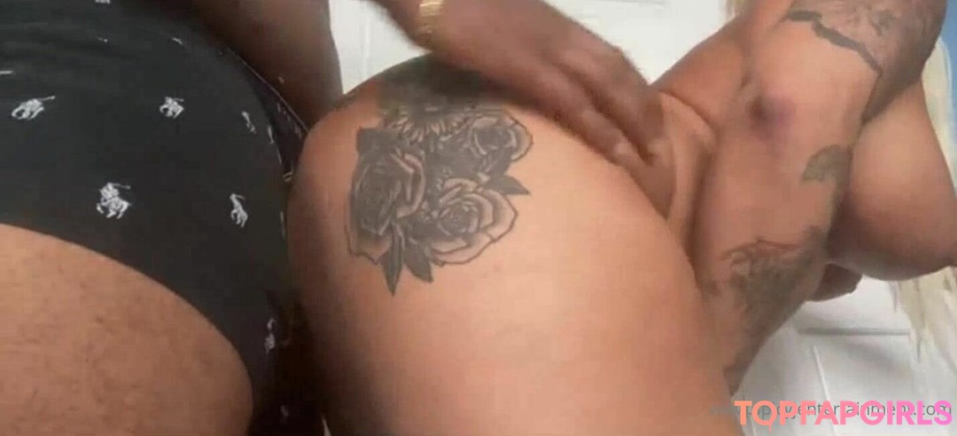 Photo nue de fuite OnlyFans de Spicyj #11 Photo nue de fuite OnlyFans de Spicyj #11