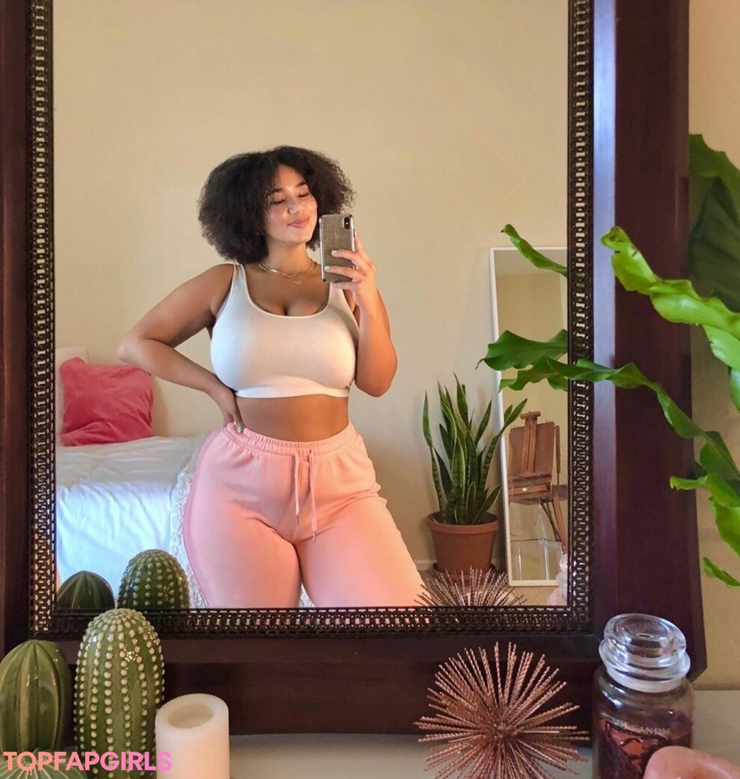 Photo nue de fuite OnlyFans de Katelyn Folasade #134 Photo nue de fuite OnlyFans de Katelyn Folasade #134