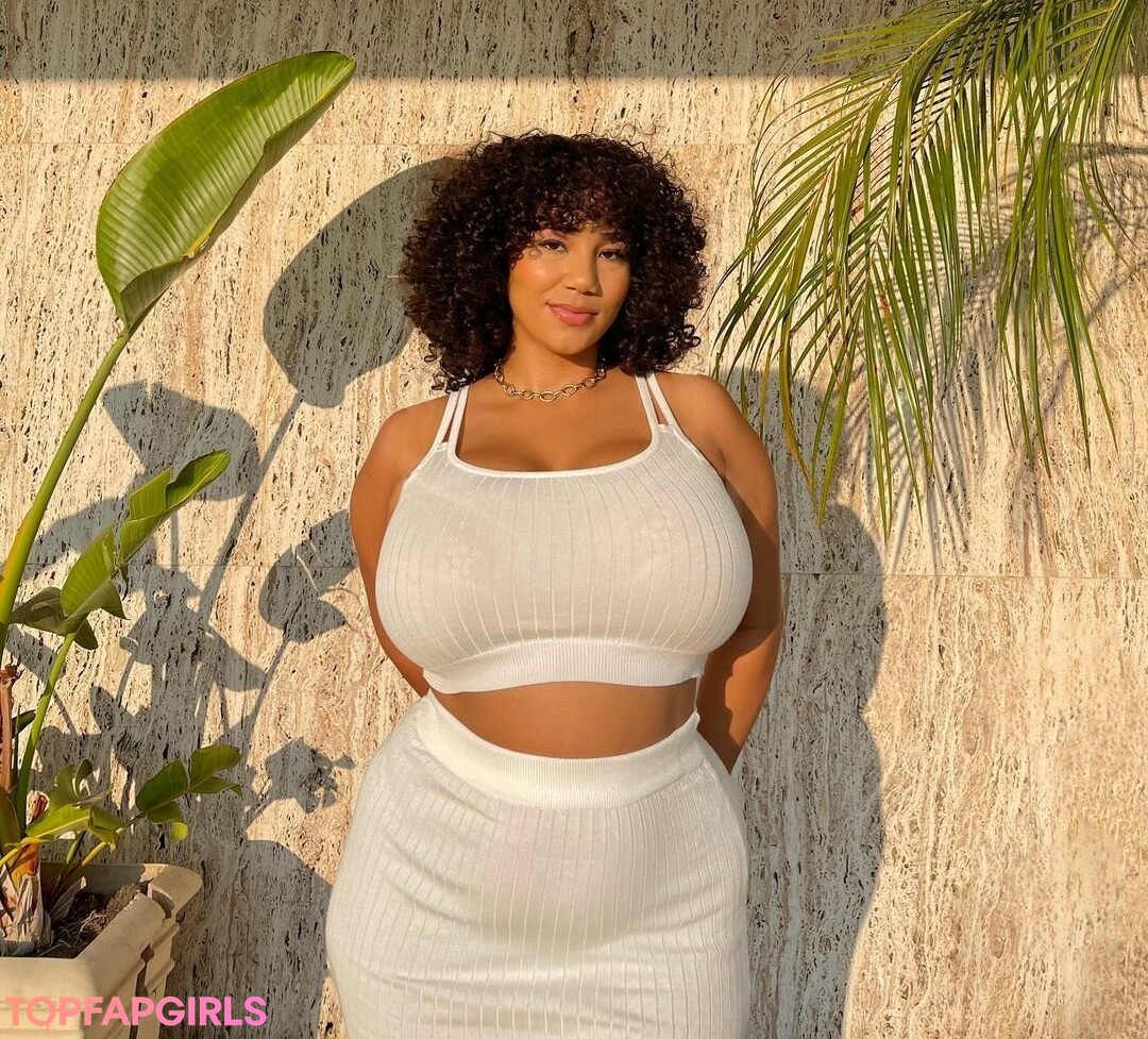 Photo nue de fuite OnlyFans de Katelyn Folasade #178 Photo nue de fuite OnlyFans de Katelyn Folasade #178