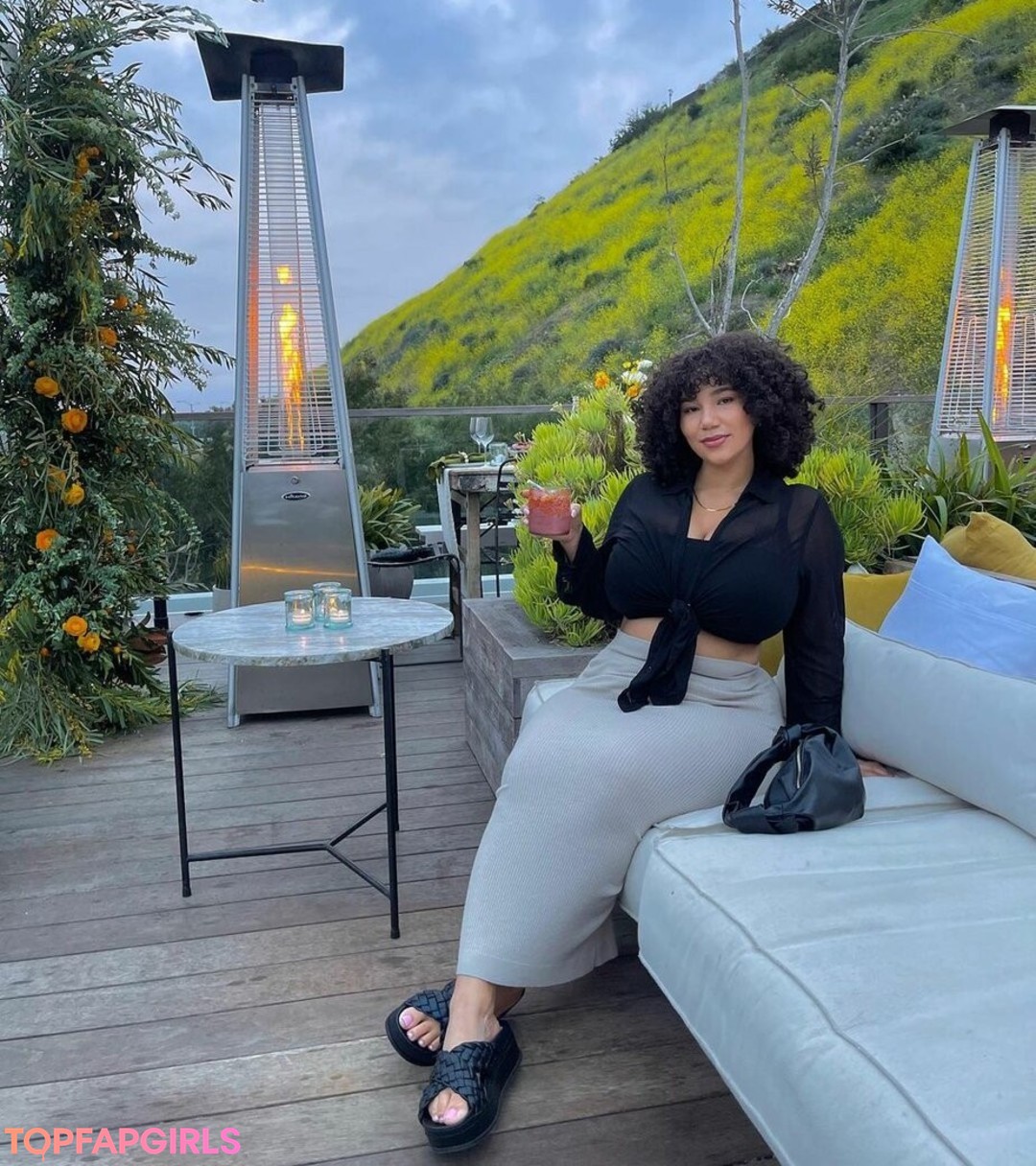 Photo nue de fuite OnlyFans de Katelyn Folasade #220 Photo nue de fuite OnlyFans de Katelyn Folasade #220