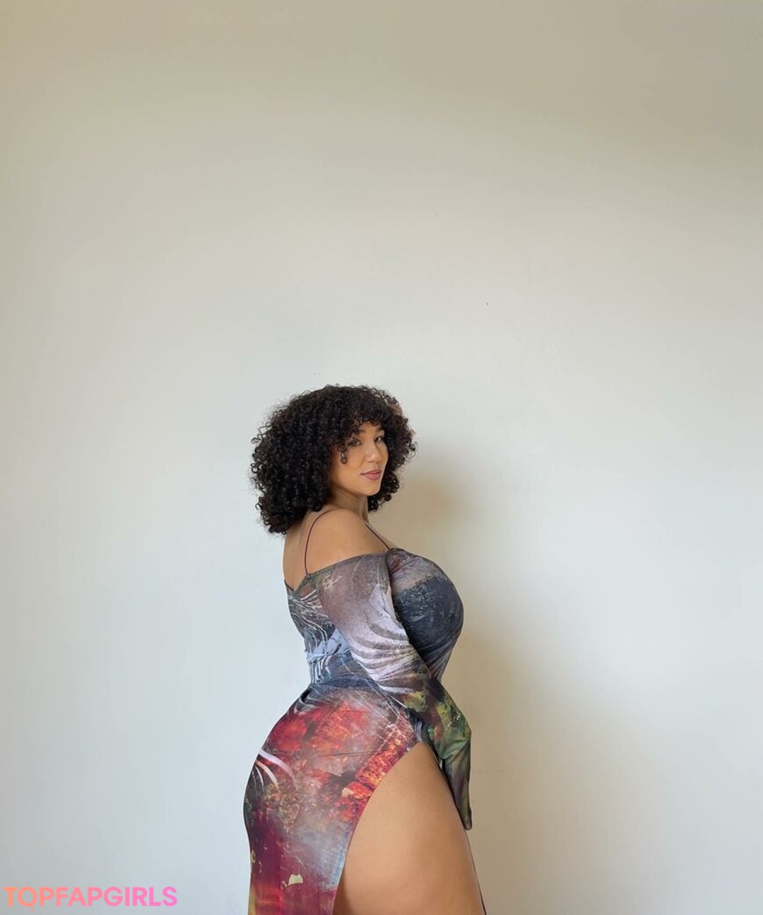 Photo nue de fuite OnlyFans de Katelyn Folasade #316 Photo nue de fuite OnlyFans de Katelyn Folasade #316