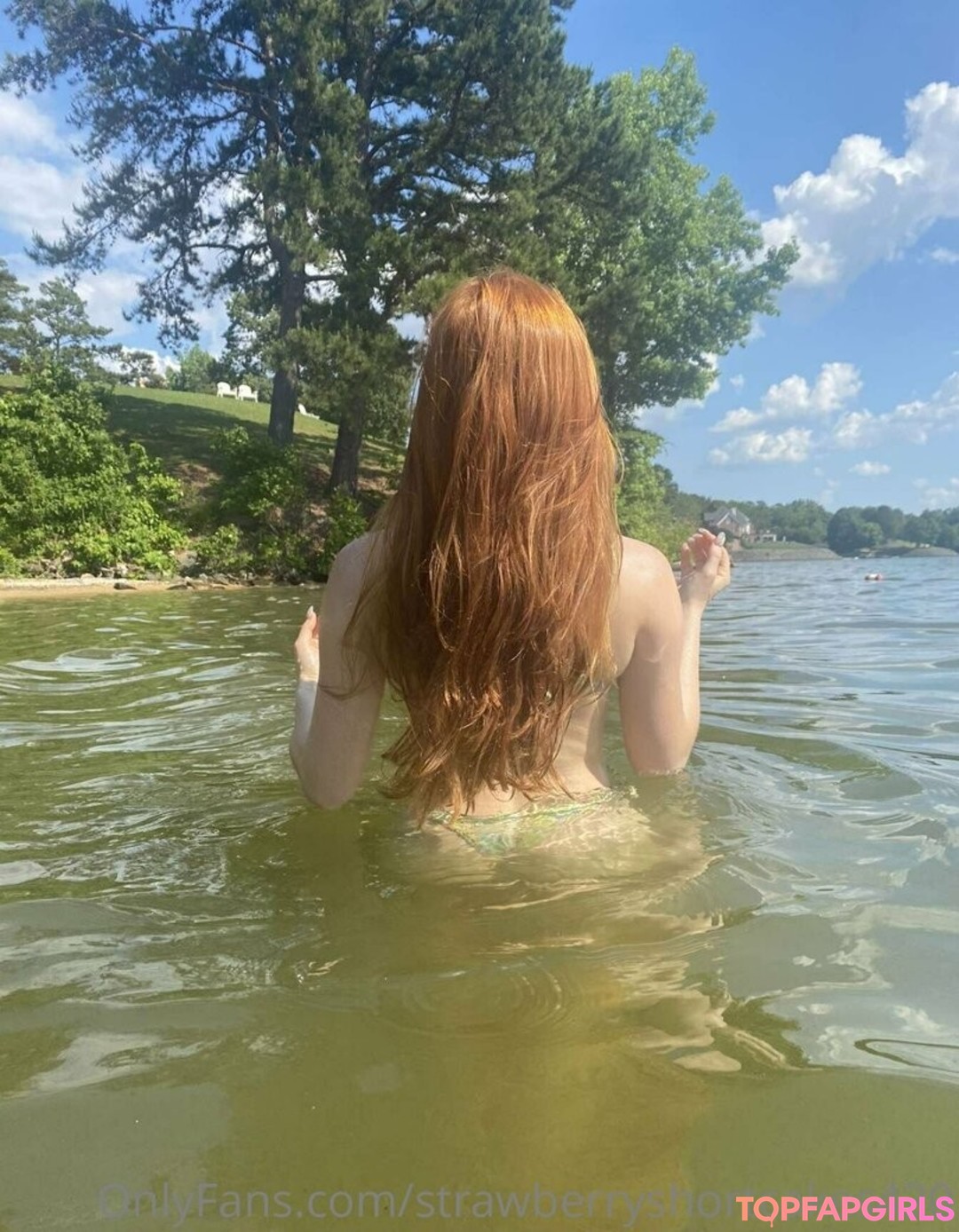 Photo nue de fuite OnlyFans de Strawberryshortcakes420 #10 Photo nue de fuite OnlyFans de Strawberryshortcakes420 #10