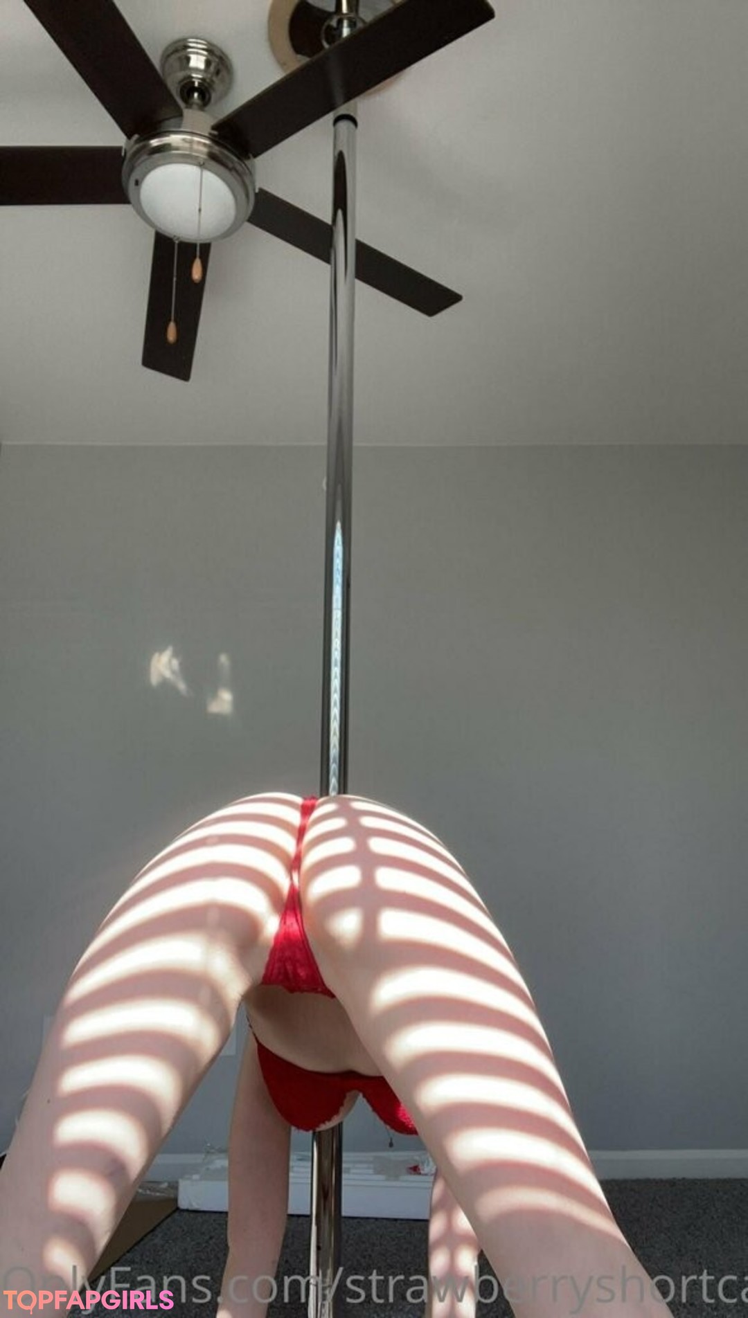 Photo nue de fuite OnlyFans de Strawberryshortcakes420 #43 Photo nue de fuite OnlyFans de Strawberryshortcakes420 #43