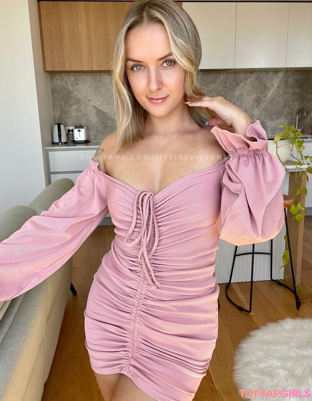 Photo nue de fuite OnlyFans de Littleeviejones #122 Photo nue de fuite OnlyFans de Littleeviejones #122