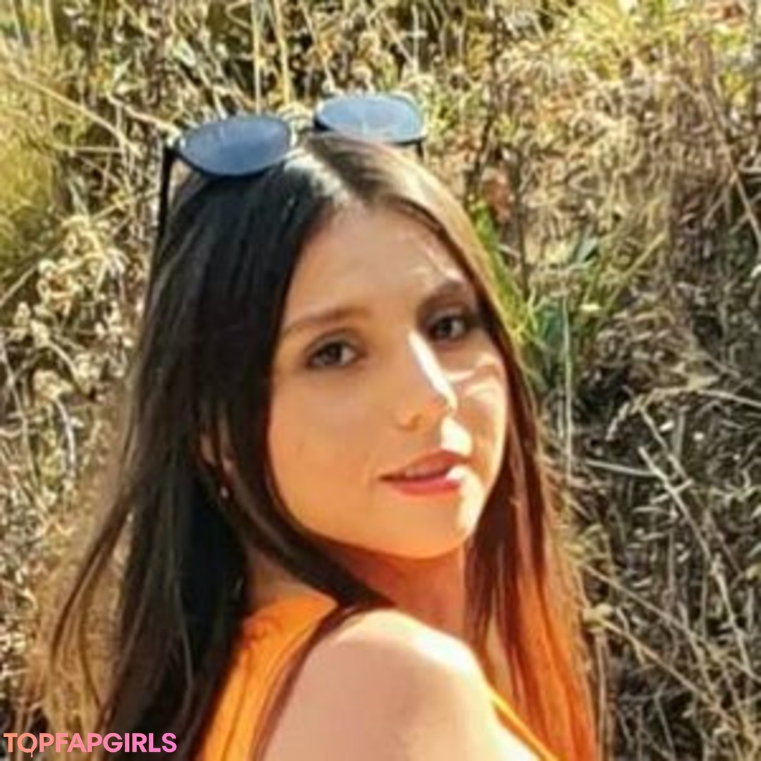 Photo nue de fuite OnlyFans de Emilia Vizcarra #21 Photo nue de fuite OnlyFans de Emilia Vizcarra #21