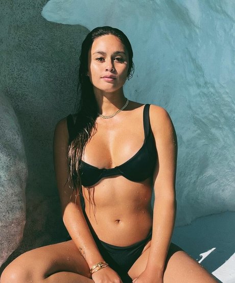 Photo nue de fuite OnlyFans de Alessa Holloway
