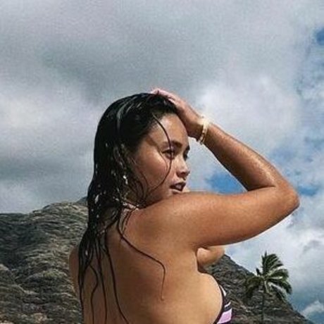 Photo nue de fuite OnlyFans de Alessa Holloway