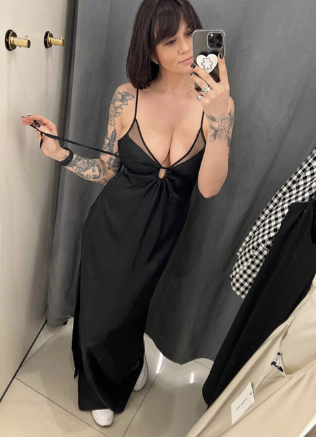 Photo nue de fuite OnlyFans de Daria Perel