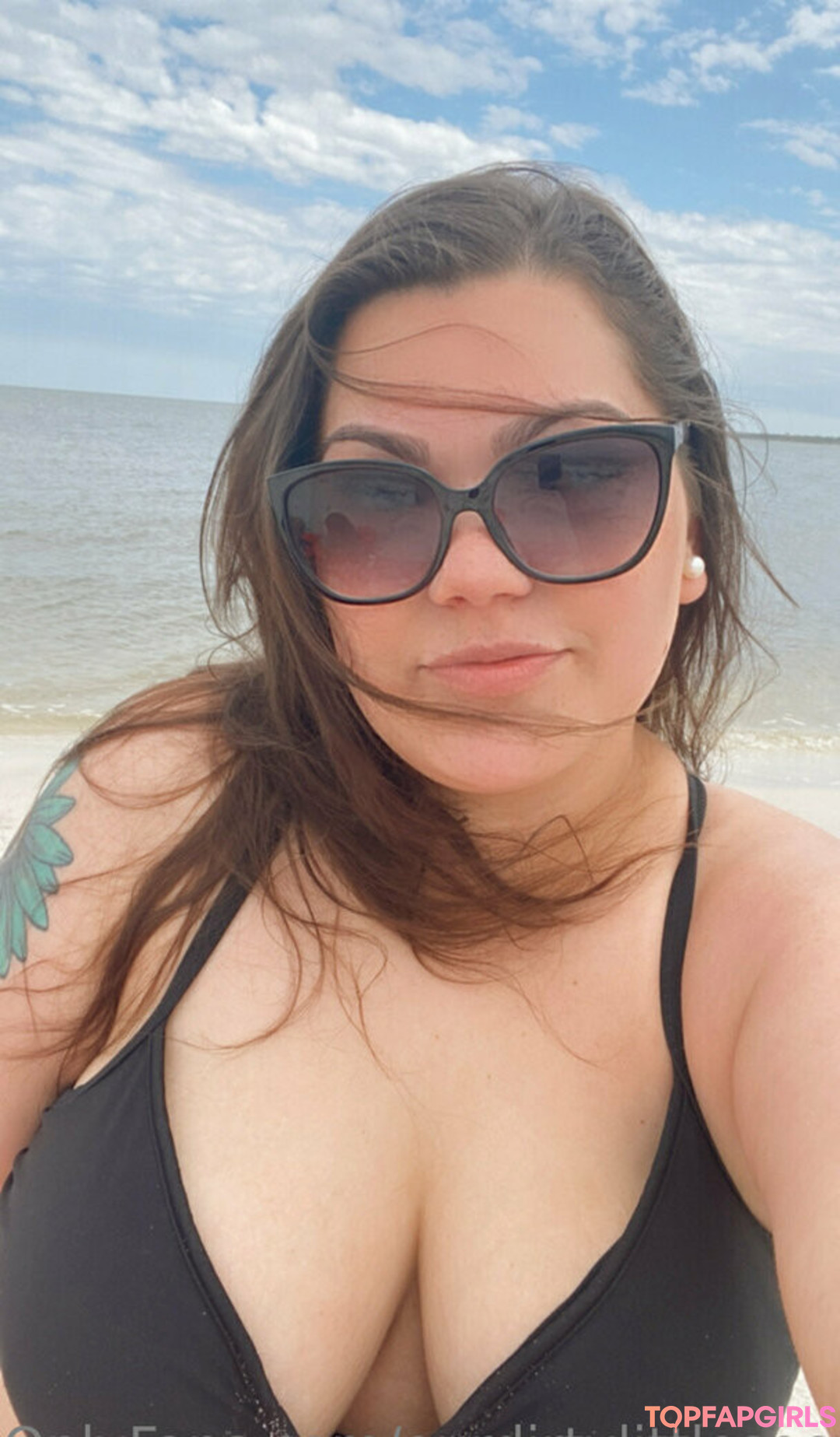 Photo nue de fuite OnlyFans de Ourdirtylittlesecret96 #12 Photo nue de fuite OnlyFans de Ourdirtylittlesecret96 #12