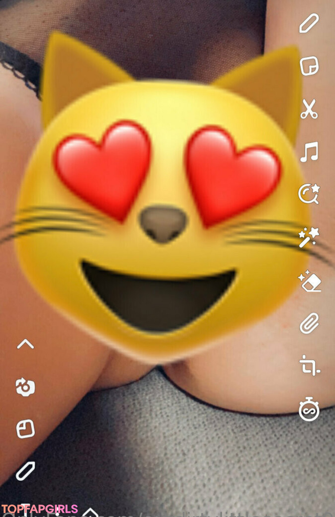 Photo nue de fuite OnlyFans de Ourdirtylittlesecret96 #33 Photo nue de fuite OnlyFans de Ourdirtylittlesecret96 #33