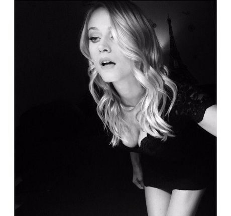 Photo nue de fuite OnlyFans de Olivia Taylor Dudley