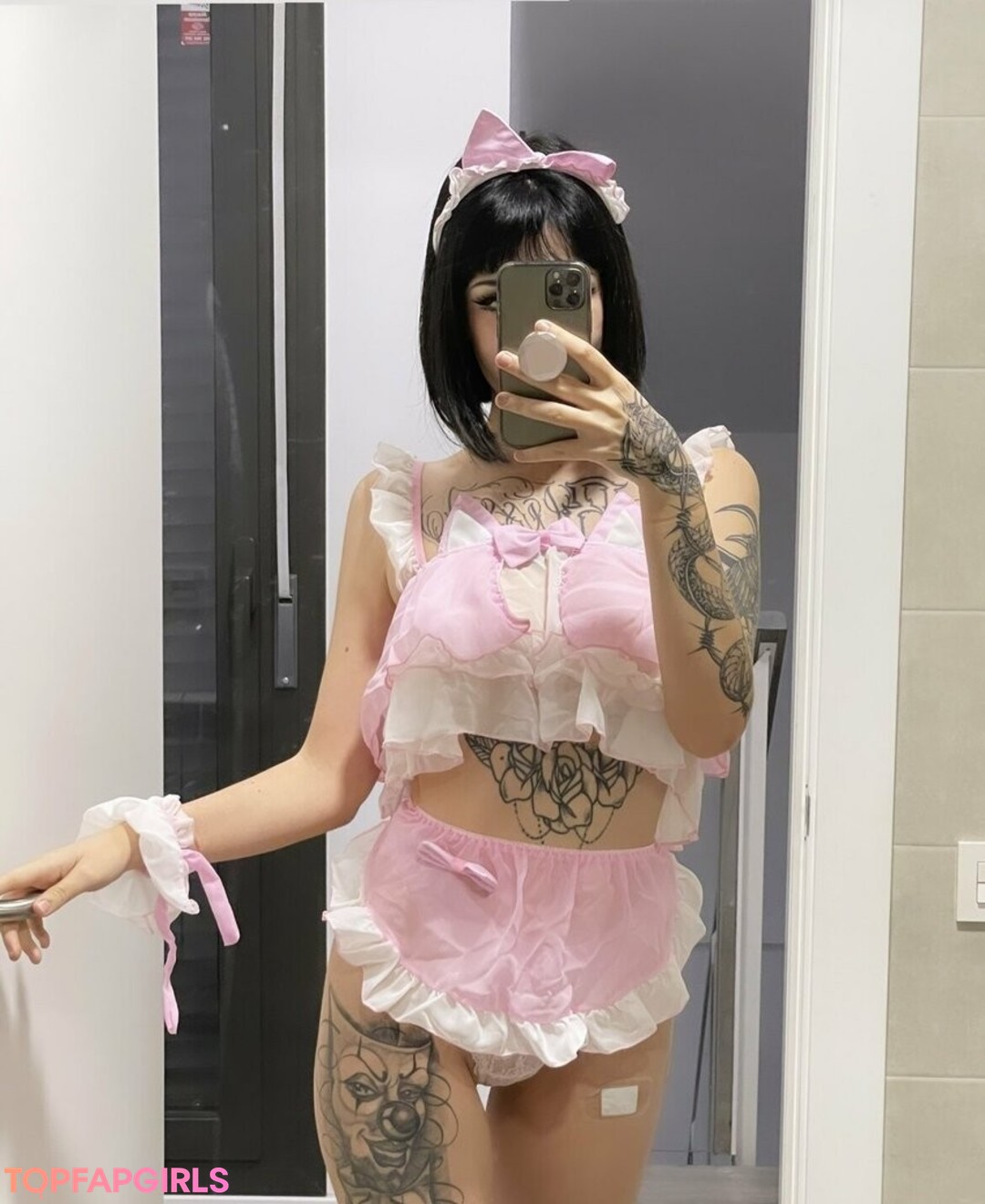 Photo nue de fuite OnlyFans de Lolabuny18 #85 Photo nue de fuite OnlyFans de Lolabuny18 #85
