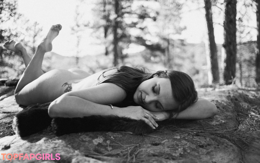 Photo nue de fuite OnlyFans de Kenzie Love #13 Photo nue de fuite OnlyFans de Kenzie Love #13