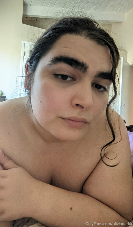 Photo nue de fuite OnlyFans de Oliviadarkk