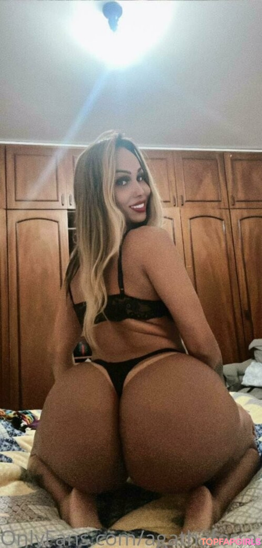 Photo nue de fuite OnlyFans de Agathaferrazz #50 Photo nue de fuite OnlyFans de Agathaferrazz #50