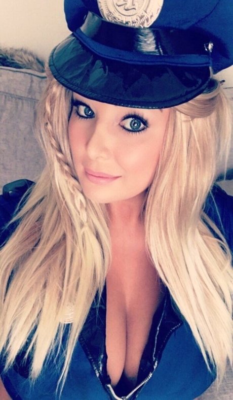 Charlotte Fox