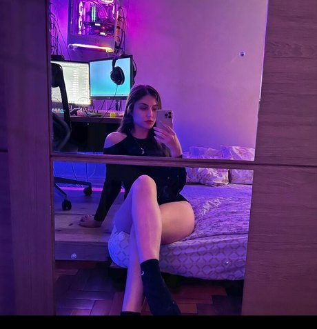 Photo nue de fuite OnlyFans de Rayana El Bainy