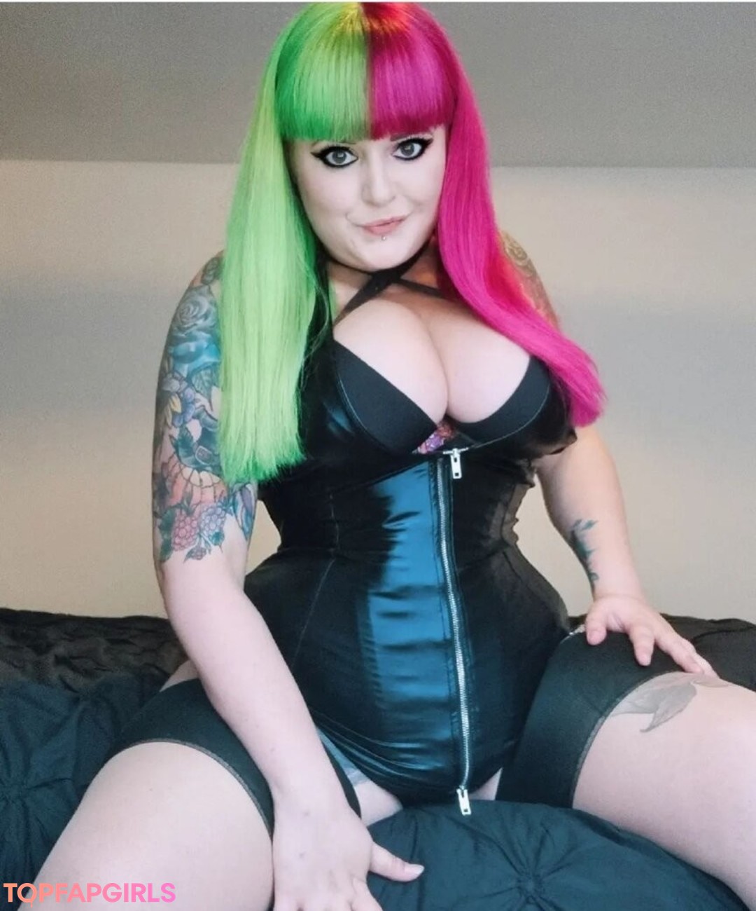 Photo nue de fuite OnlyFans de Gothabillyqueen #15 Photo nue de fuite OnlyFans de Gothabillyqueen #15
