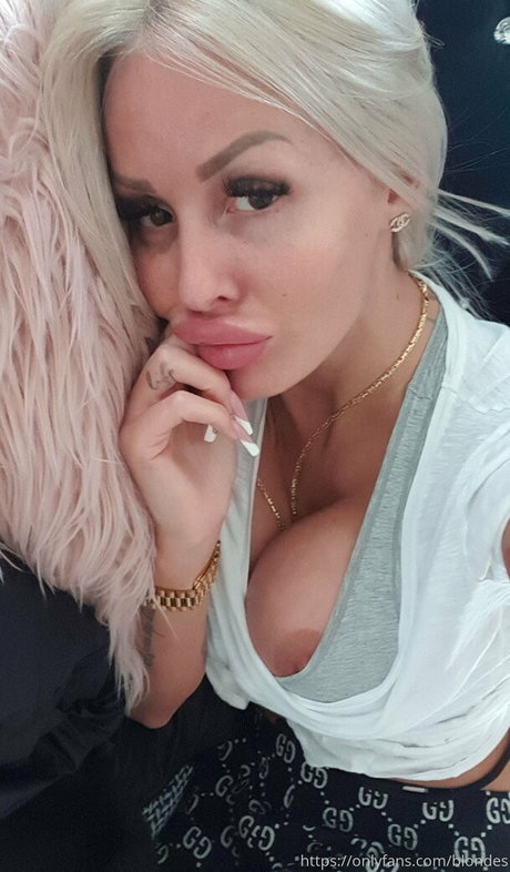 Photo nue de fuite OnlyFans de Blondiebombxxx