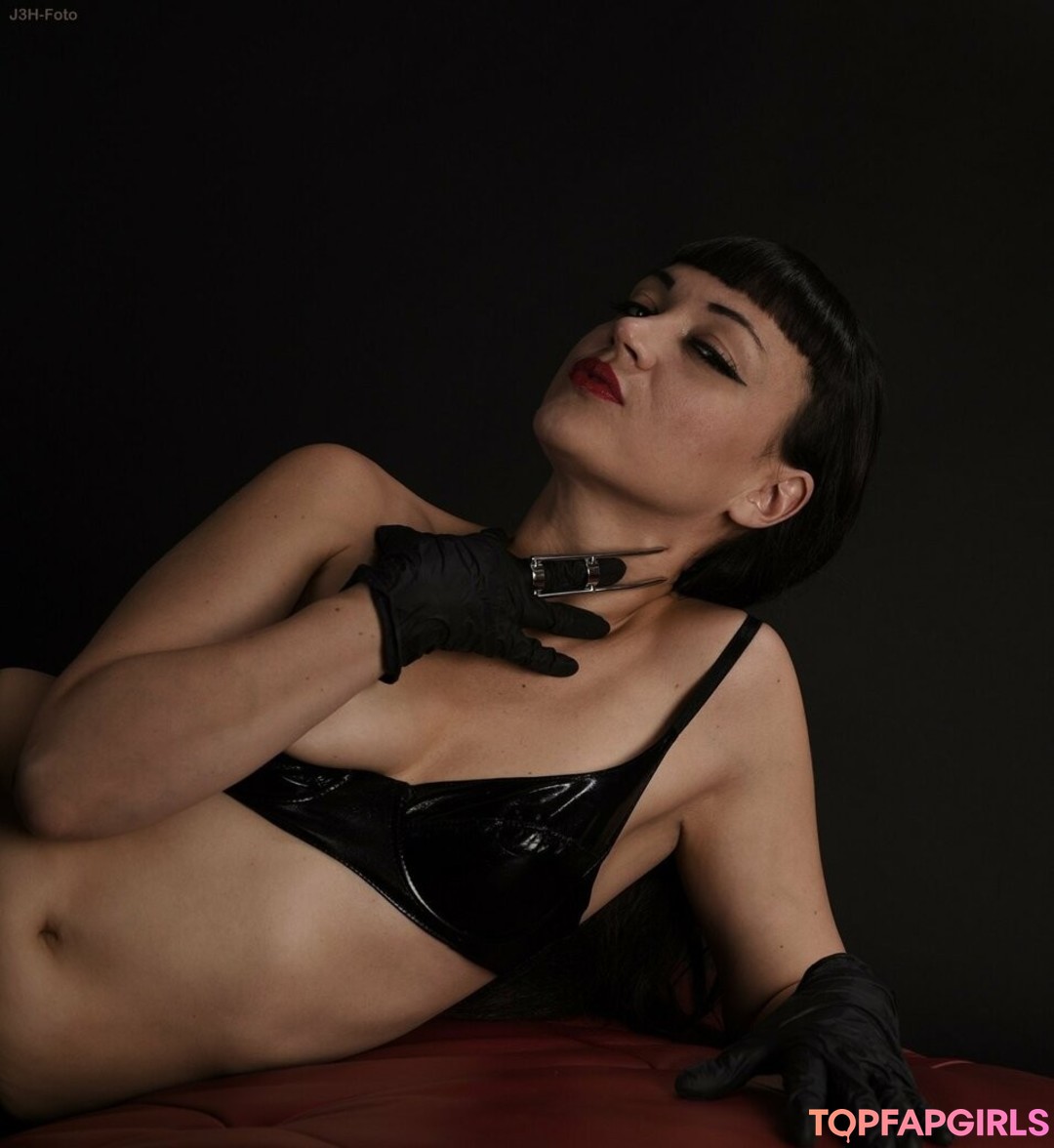 Photo nue de fuite OnlyFans de Kittytenebris #31 Photo nue de fuite OnlyFans de Kittytenebris #31