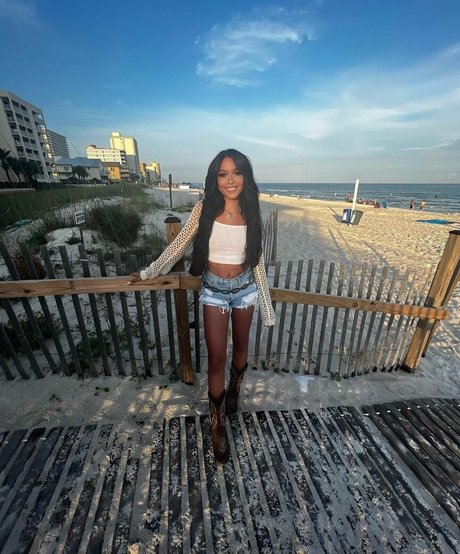Italia Bradley