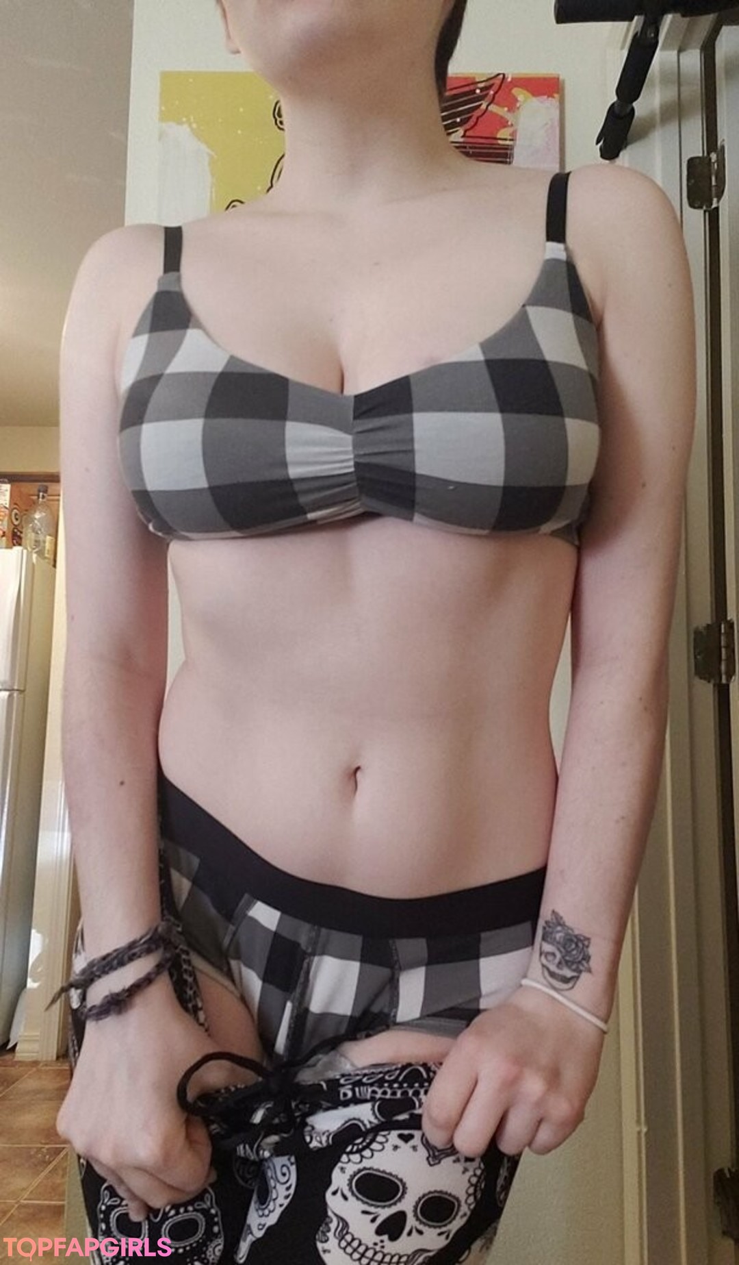 Photo nue de fuite OnlyFans de Curvyelvishgirl #22 Photo nue de fuite OnlyFans de Curvyelvishgirl #22