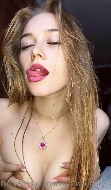 Photo nue de fuite OnlyFans de Irenenaughtyangel