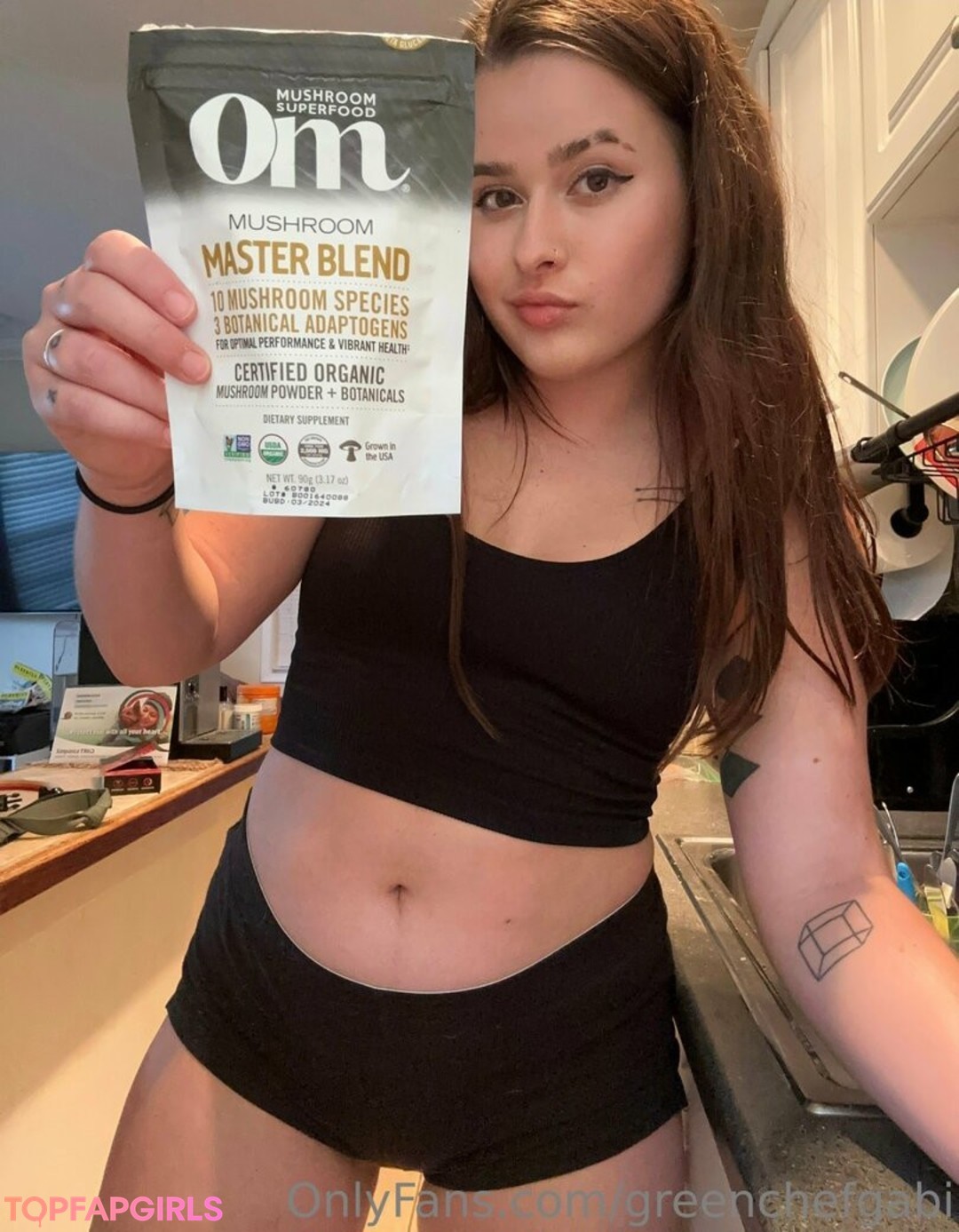 Photo nue de fuite OnlyFans de Greenchefgabi #43 Photo nue de fuite OnlyFans de Greenchefgabi #43