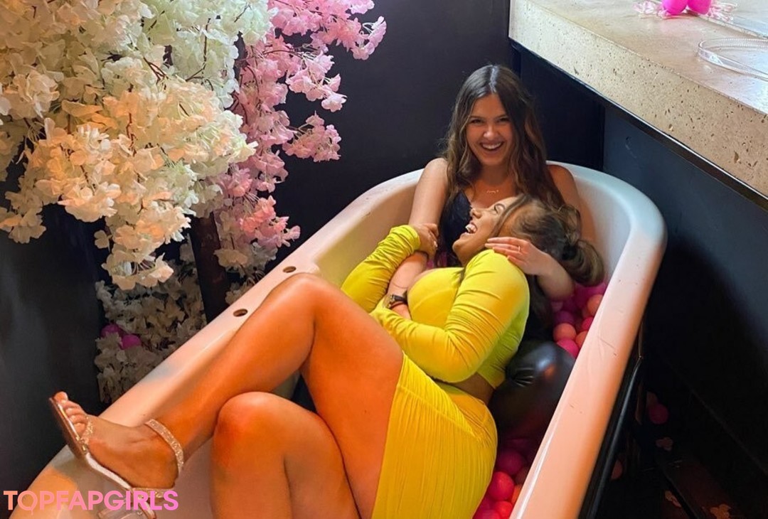 Photo nue de fuite OnlyFans de Aurora #50 Photo nue de fuite OnlyFans de Aurora #50