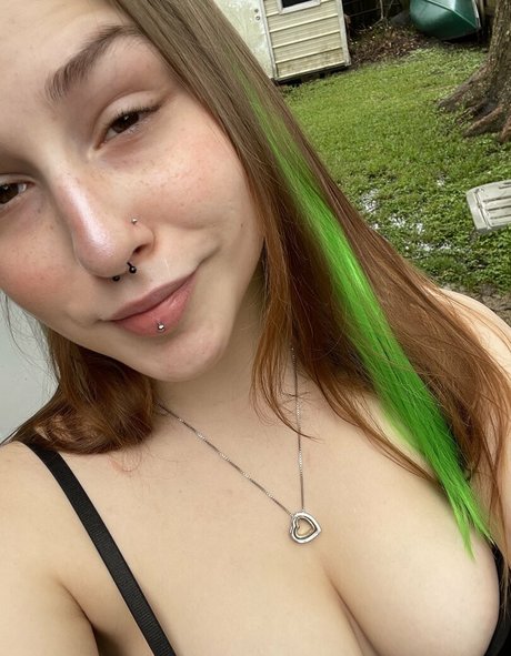 Photo nue de fuite OnlyFans de Rottenbxby