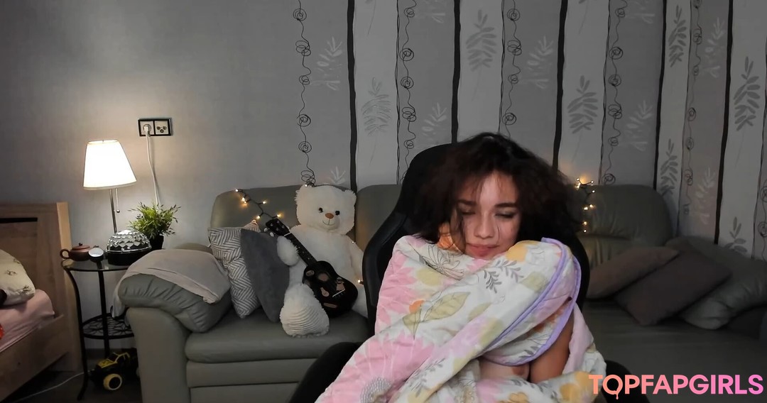 Photo nue de fuite OnlyFans de Ella Flare #11 Photo nue de fuite OnlyFans de Ella Flare #11