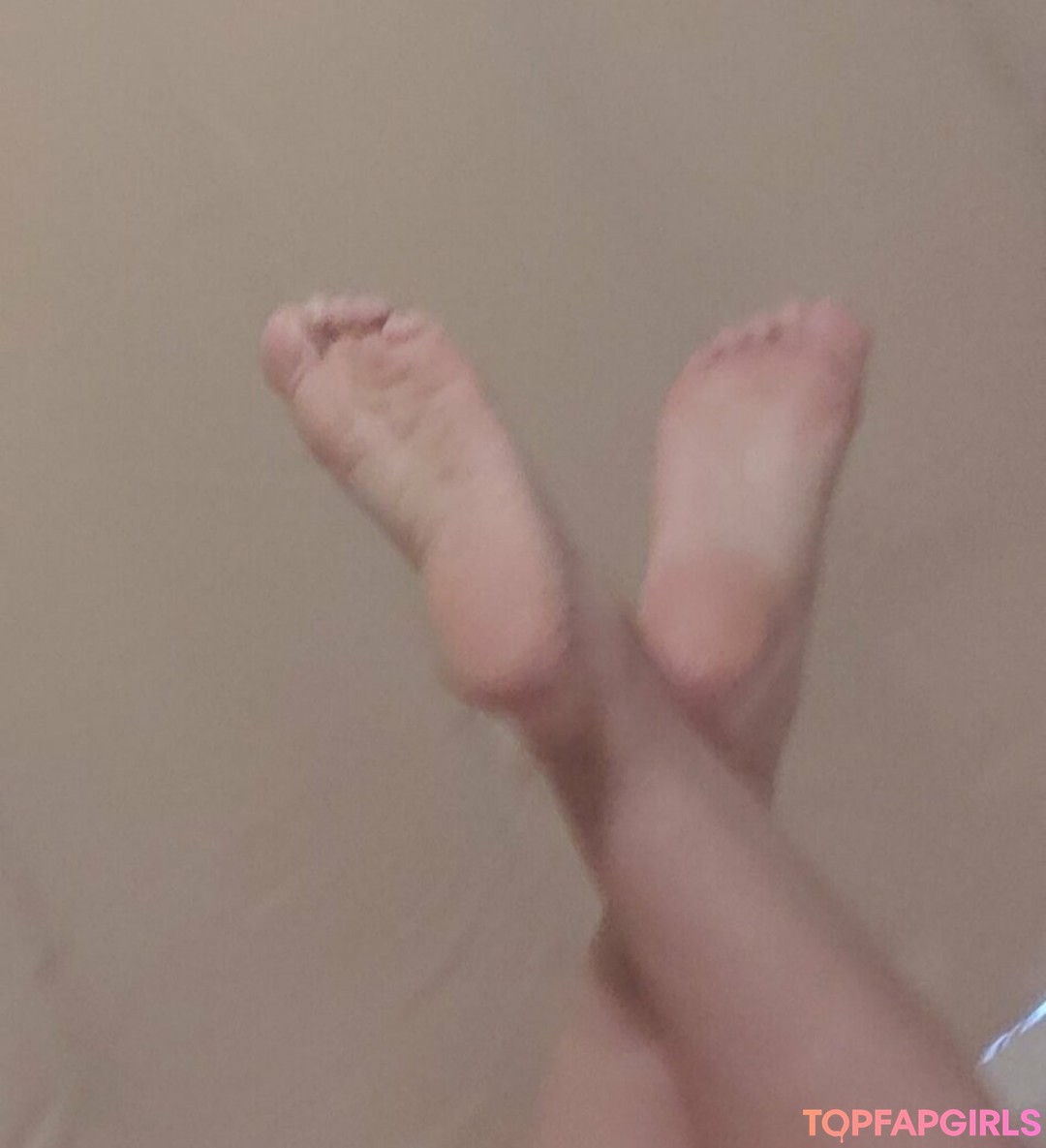 Photo nue de fuite OnlyFans de Lizziesexifeet #20 Photo nue de fuite OnlyFans de Lizziesexifeet #20