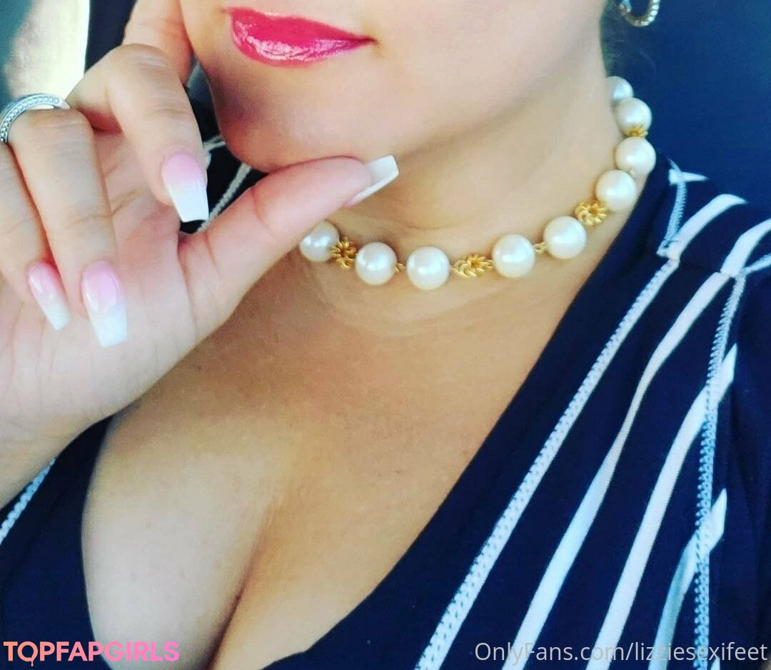 Photo nue de fuite OnlyFans de Lizziesexifeet #3 Photo nue de fuite OnlyFans de Lizziesexifeet #3