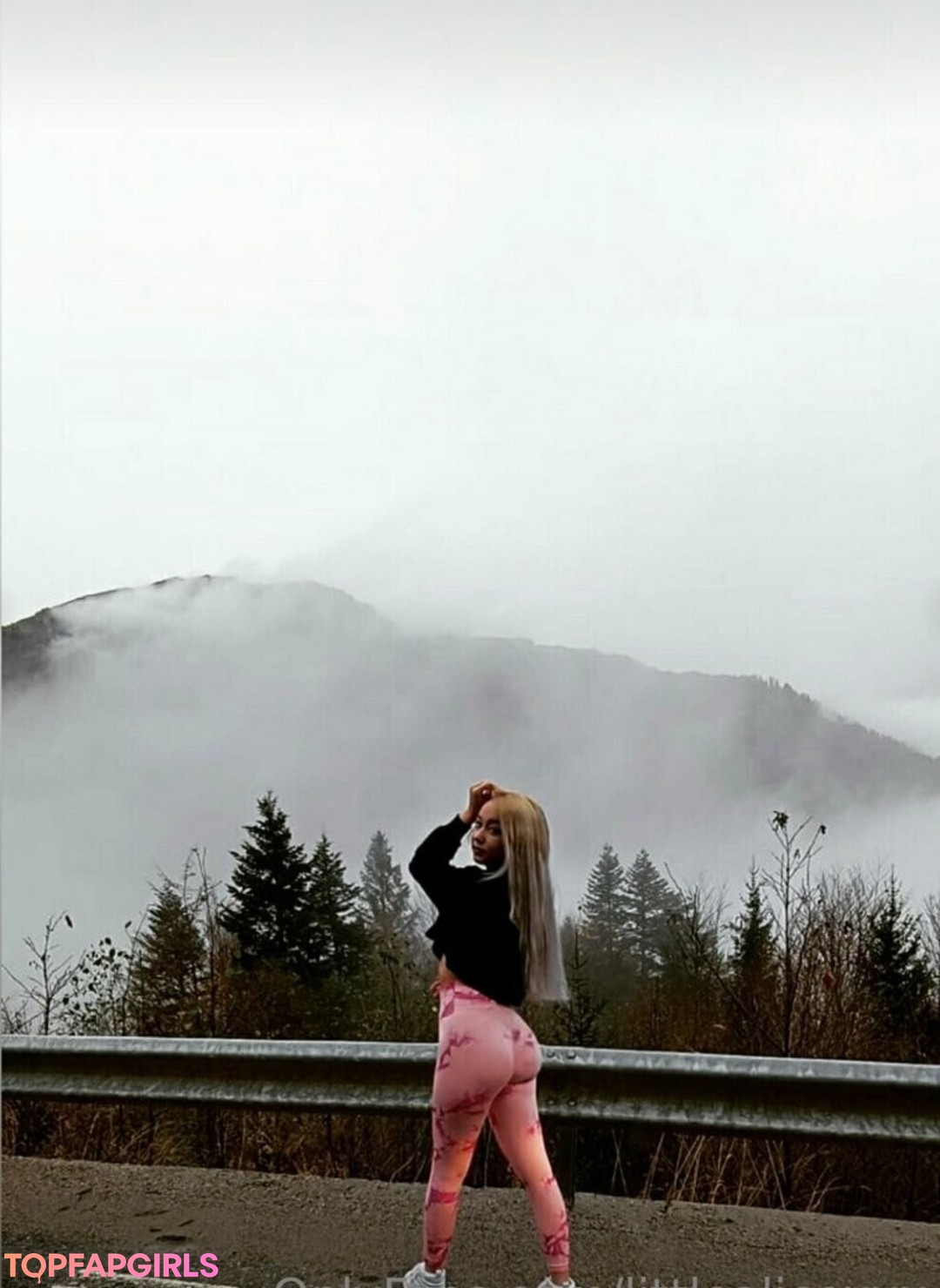 Photo nue de fuite OnlyFans de Littlealicexxx #45 Photo nue de fuite OnlyFans de Littlealicexxx #45