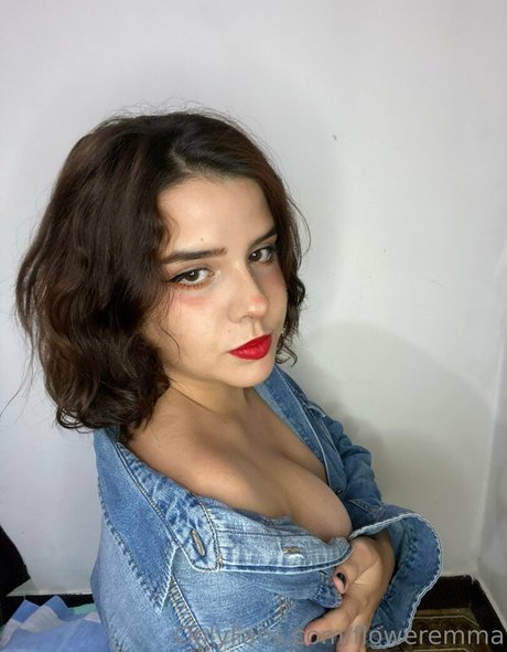 Photo nue de fuite OnlyFans de Floweremma