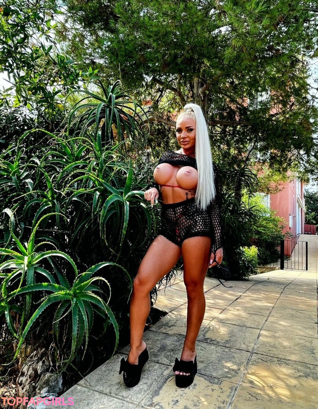 Photo nue de fuite OnlyFans de Deeaofficial17 #20 Photo nue de fuite OnlyFans de Deeaofficial17 #20