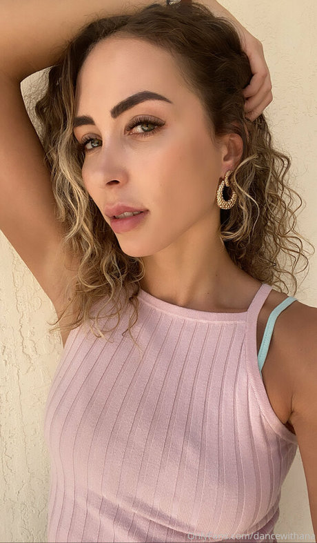 Dancewithana