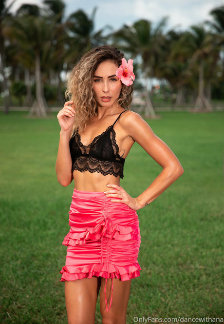 Dancewithana