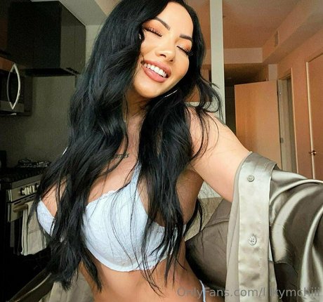Photo nue de fuite OnlyFans de Lilkymchiii