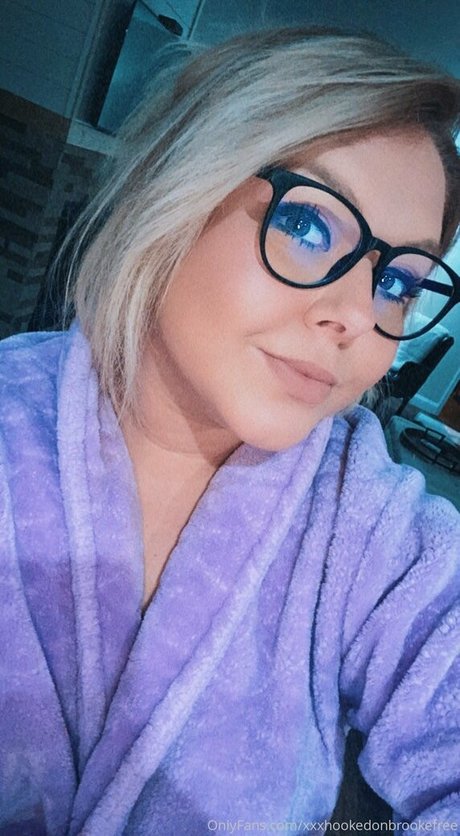 Photo nue de fuite OnlyFans de Xxxhookedonbrookefree