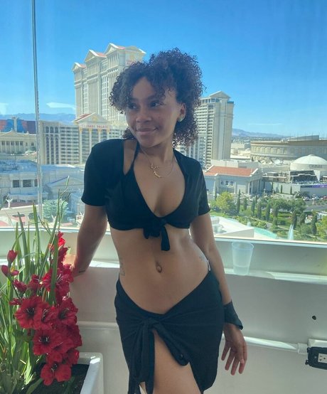 Photo nue de fuite OnlyFans de Memomo