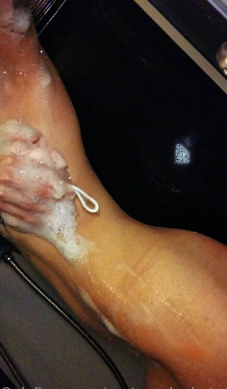 Photo nue de fuite OnlyFans de Vesteraalenhotmama