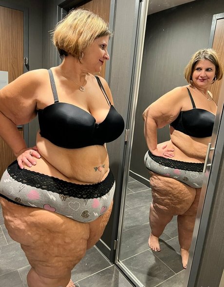 Photo nue de fuite OnlyFans de Bigbootyasshley