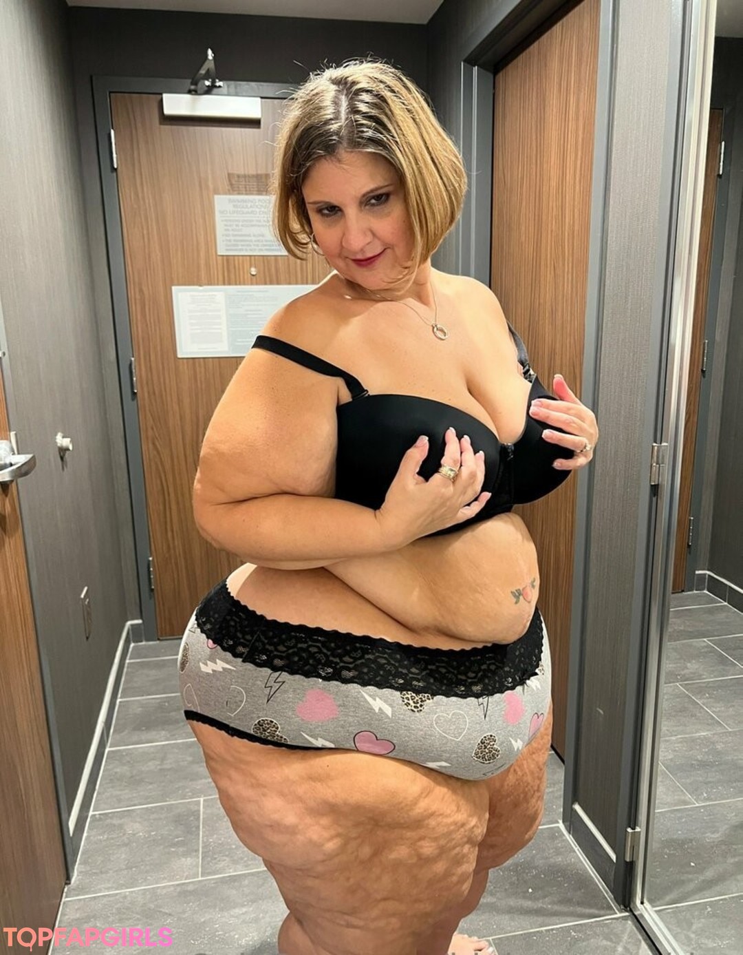 Photo nue de fuite OnlyFans de Bigbootyasshley #166 Photo nue de fuite OnlyFans de Bigbootyasshley #166