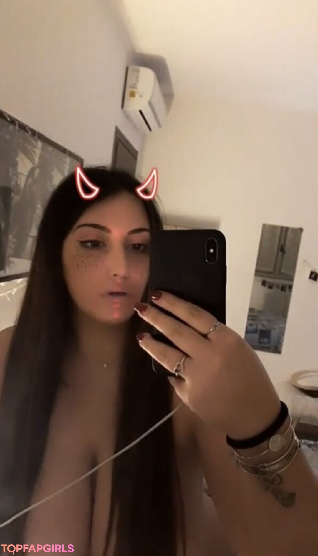 Photo nue de fuite OnlyFans de Alessia Barbarossa #35 Photo nue de fuite OnlyFans de Alessia Barbarossa #35