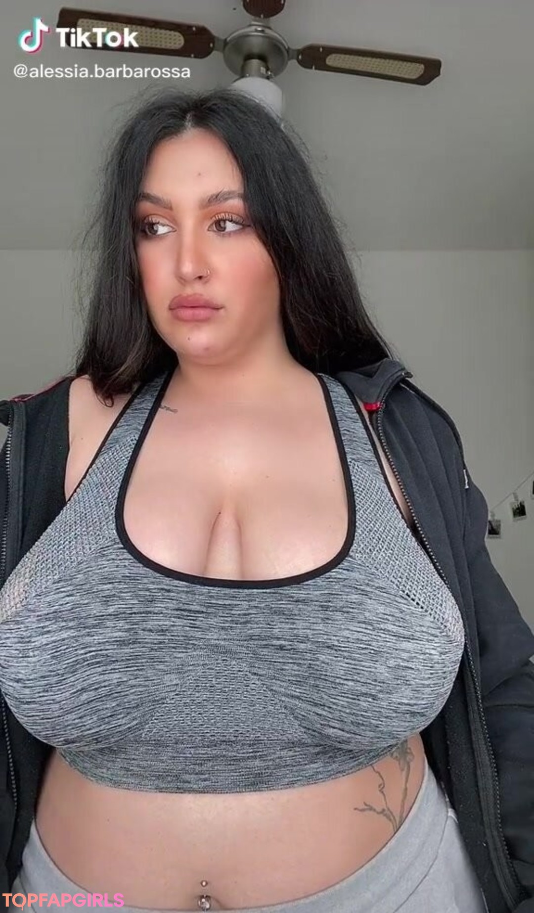 Photo nue de fuite OnlyFans de Alessia Barbarossa #83 Photo nue de fuite OnlyFans de Alessia Barbarossa #83