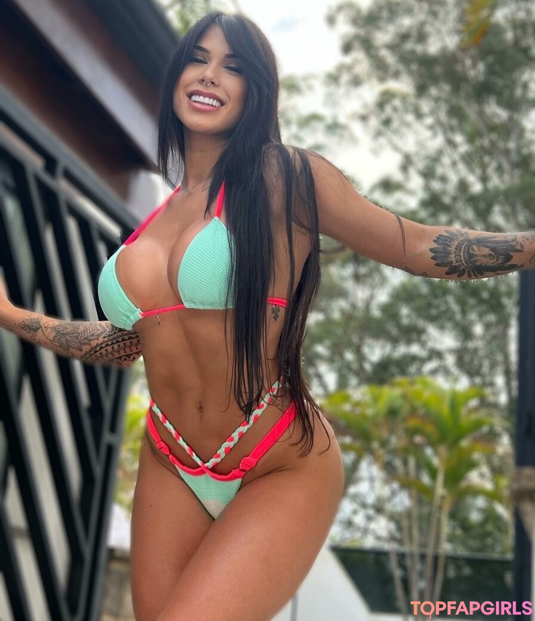 Photo nue de fuite OnlyFans de Jully Oliveira #4 Photo nue de fuite OnlyFans de Jully Oliveira #4