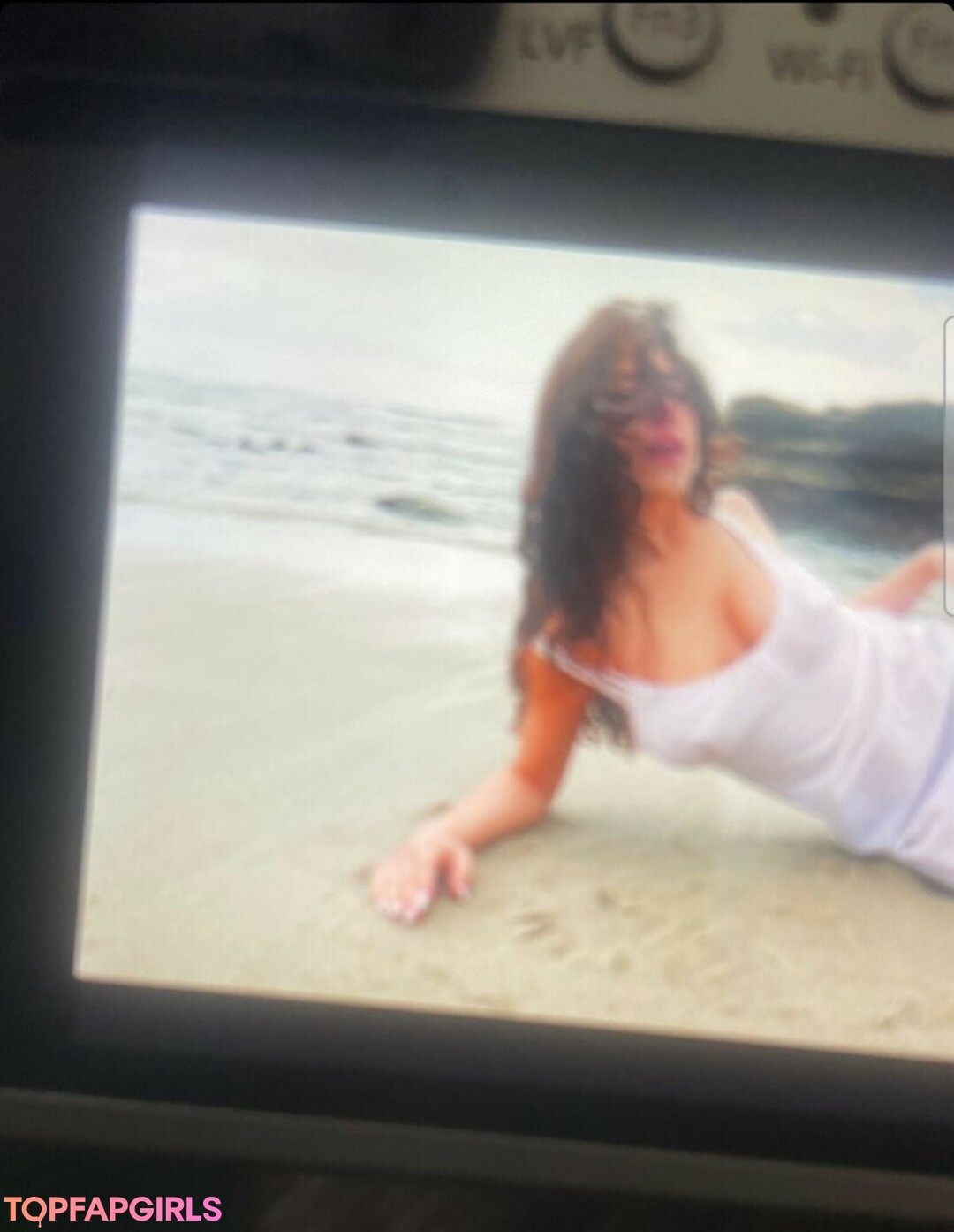 Photo nue de fuite OnlyFans de Bella Ossi #10 Photo nue de fuite OnlyFans de Bella Ossi #10