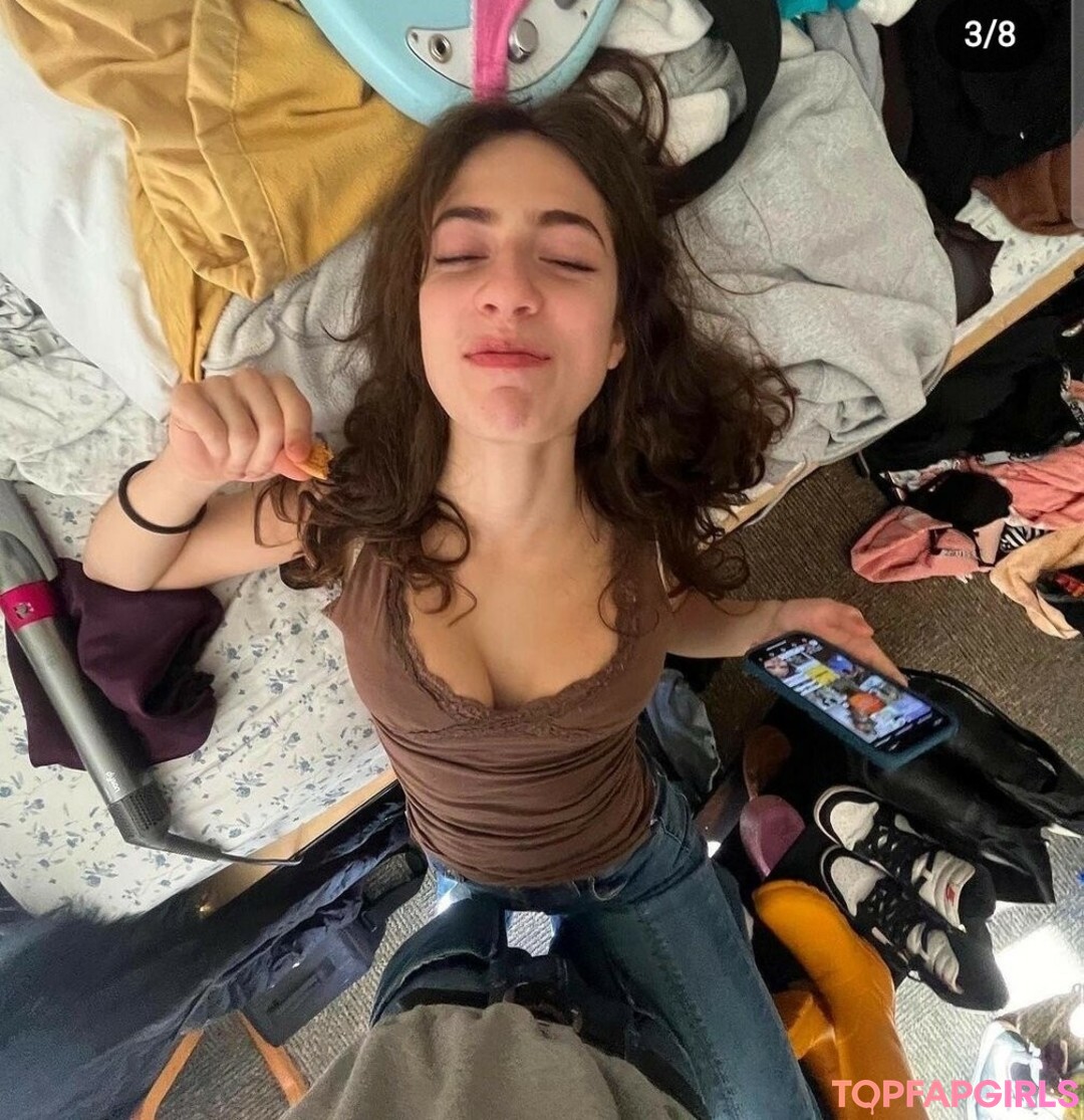 Photo nue de fuite OnlyFans de Bella Ossi #27 Photo nue de fuite OnlyFans de Bella Ossi #27