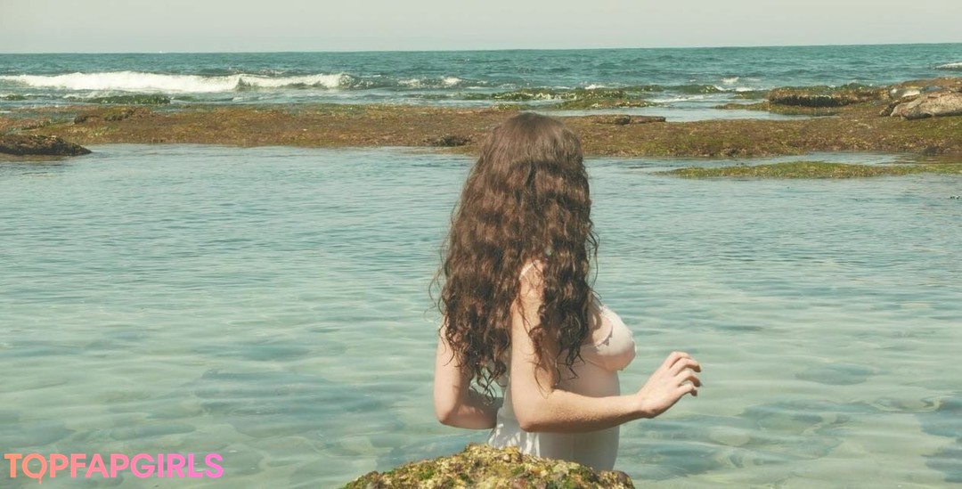 Photo nue de fuite OnlyFans de Bella Ossi #46 Photo nue de fuite OnlyFans de Bella Ossi #46